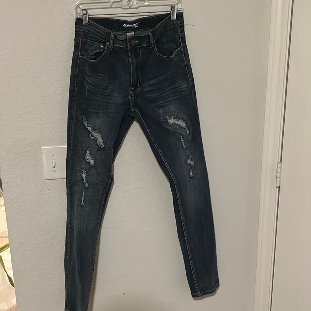 M society men’s distressed jeans